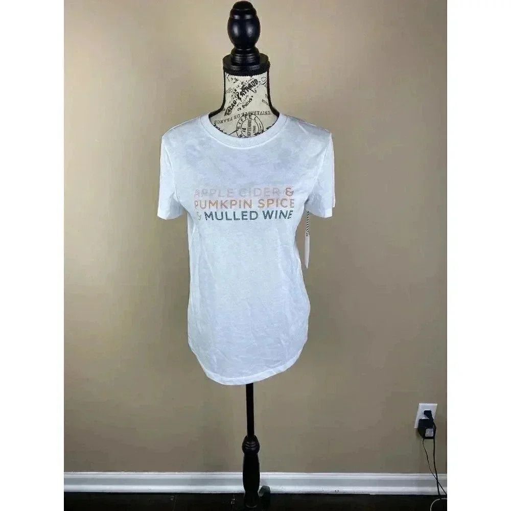 3/$25 Bundle of Women's Tee shirt-size M